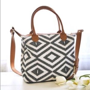 Tribe Alive Custom Carryall